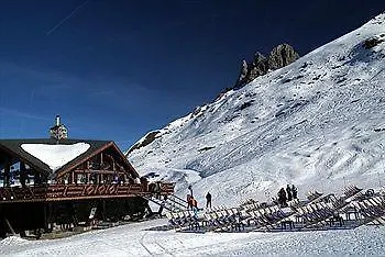 Odalys Le Hameau Du Mottaret ホリデーパーク メリベル
